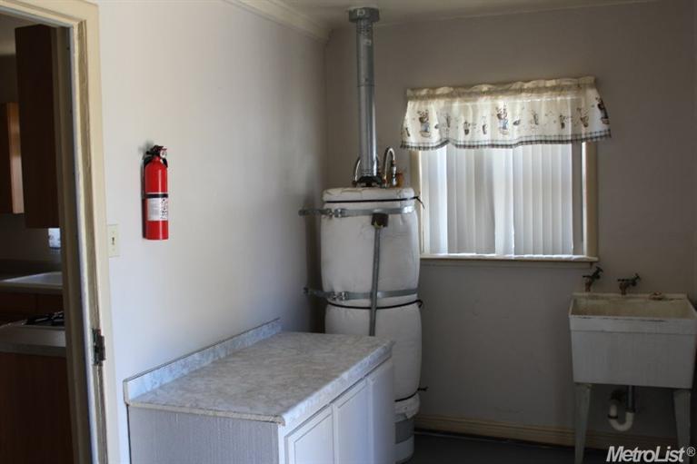 129 Pueblo, Modesto, CA 95351 photo 4