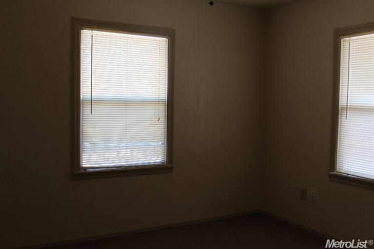 129 Pueblo, Modesto, CA 95351 photo 6