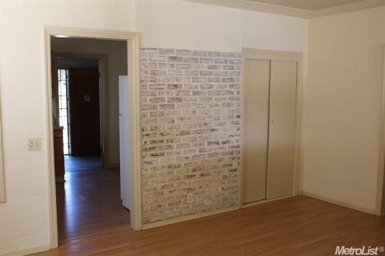 129 Pueblo, Modesto, CA 95351 photo 2