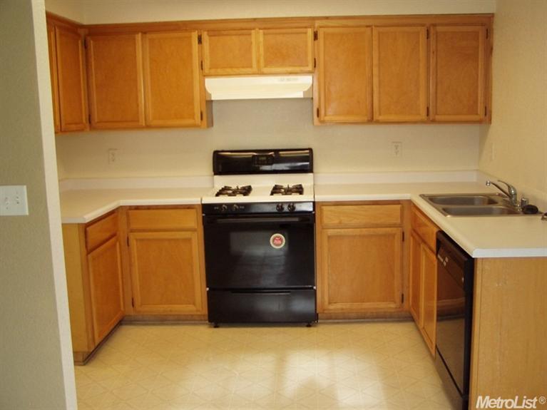 94 Barbados, Merced, CA 95341 photo 3
