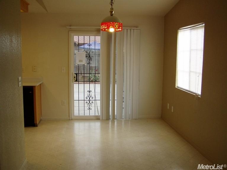 94 Barbados, Merced, CA 95341 photo 4