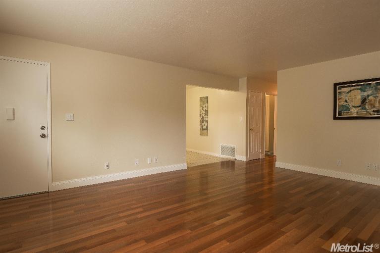 1306 Alder Pl, Davis, CA 95618 photo 6