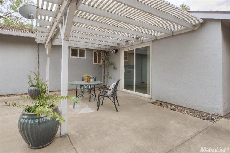 1306 Alder Pl, Davis, CA 95618 photo 18