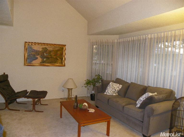 3812 Windwood Pl, Modesto, CA 95355 photo 2