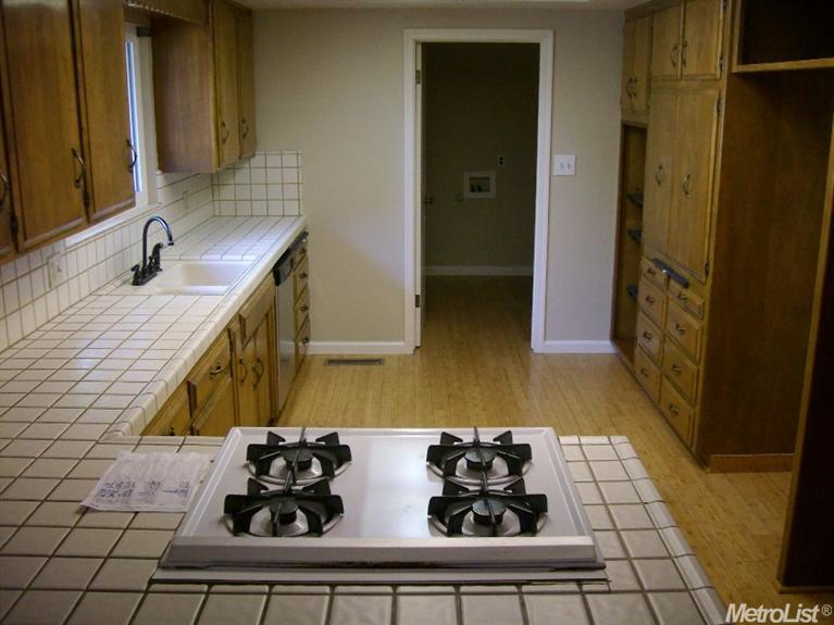 3124 Williamsburg Way, Modesto, CA 95355 photo 11