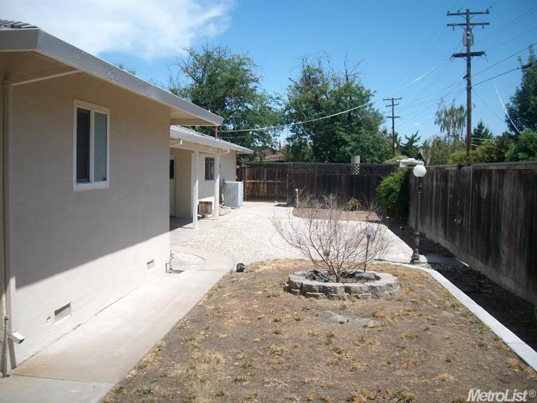 3124 Williamsburg Way, Modesto, CA 95355 photo 6