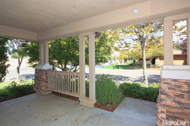 1189 Brae Ct, Folsom, CA 95630 photo 4