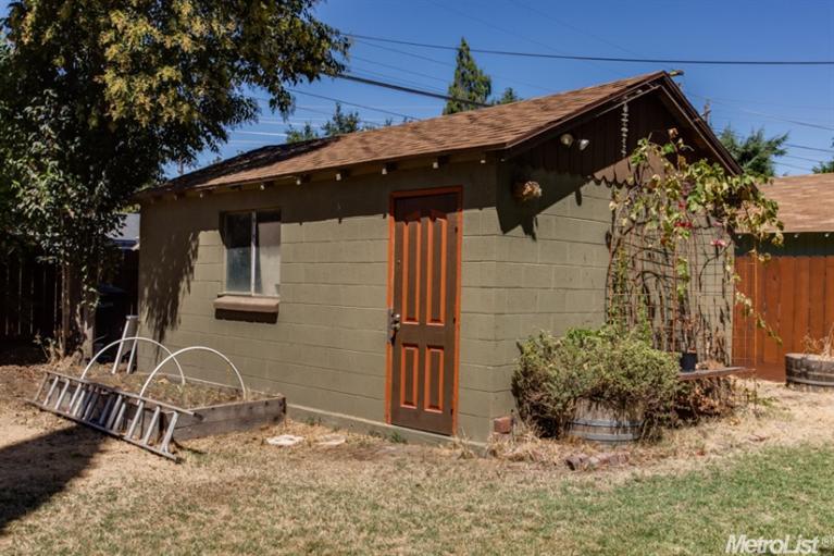309 Orange Ave, Modesto, CA 95350 photo 10