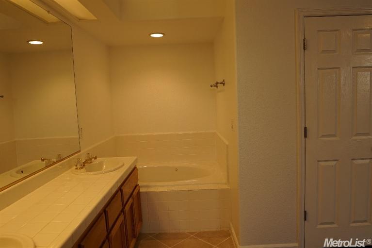 2314 Fallwater Ln, Carmichael, CA 95608 photo 16