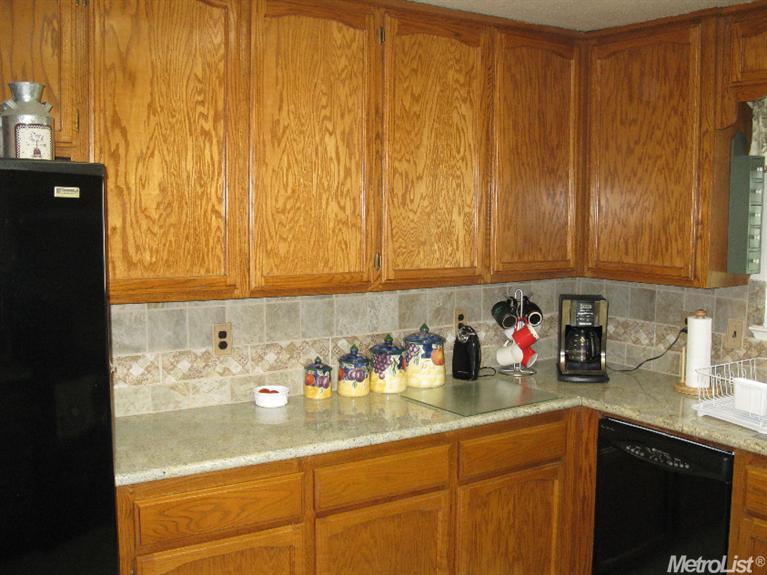 1910 Spring Valley Way, Tracy, CA 95377 photo 3