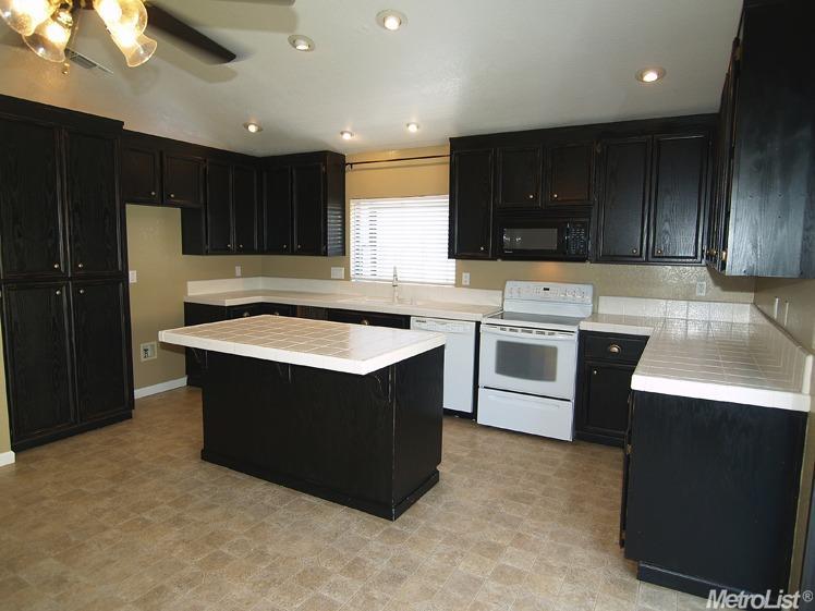 2104 Noelle Ct, Modesto, CA 95355 photo 10