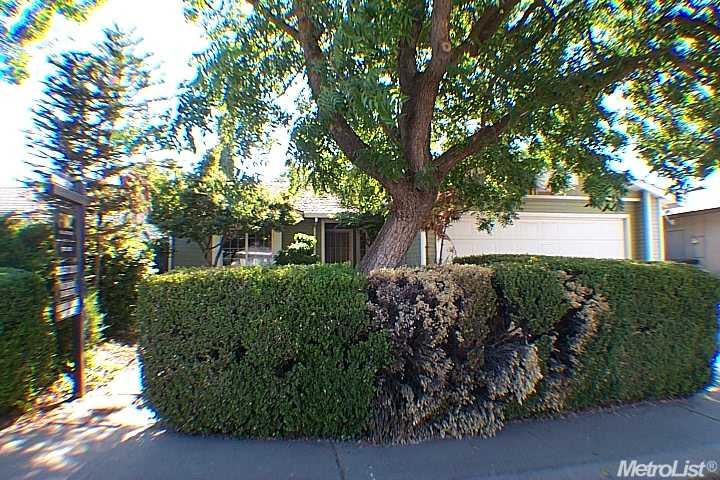 4044 Hennings Dr, Modesto, CA 95356 photo 1
