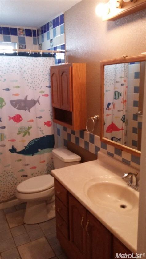 4044 Hennings Dr, Modesto, CA 95356 photo 5