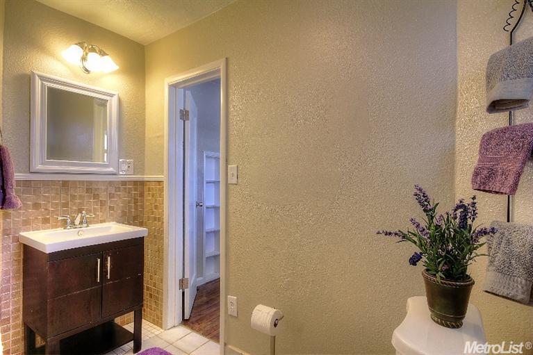 526 Hunter Ave, Modesto, CA 95350 photo 12