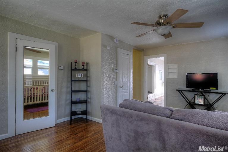 526 Hunter Ave, Modesto, CA 95350 photo 3