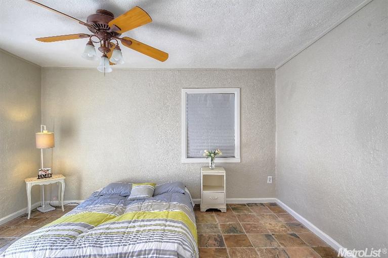 526 Hunter Ave, Modesto, CA 95350 photo 9