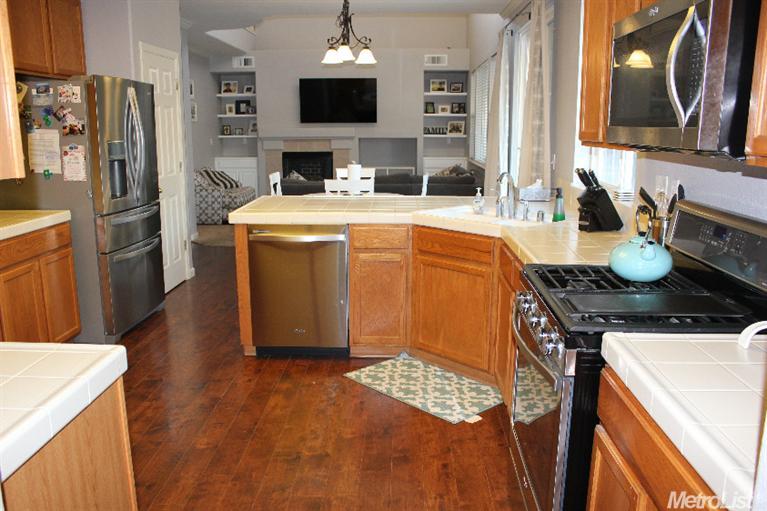 3200 Parkcrest Dr, Modesto, CA 95355 photo 5