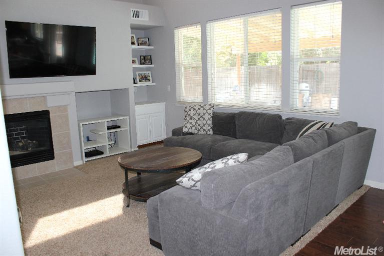 3200 Parkcrest Dr, Modesto, CA 95355 photo 2