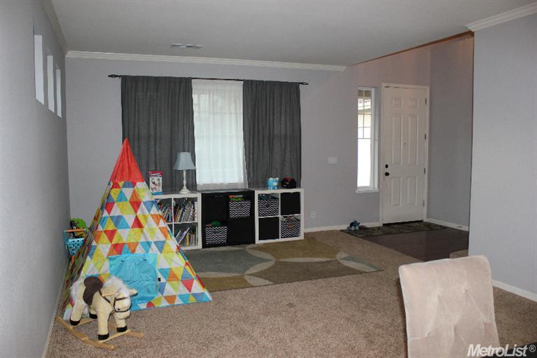 3200 Parkcrest Dr, Modesto, CA 95355 photo 7