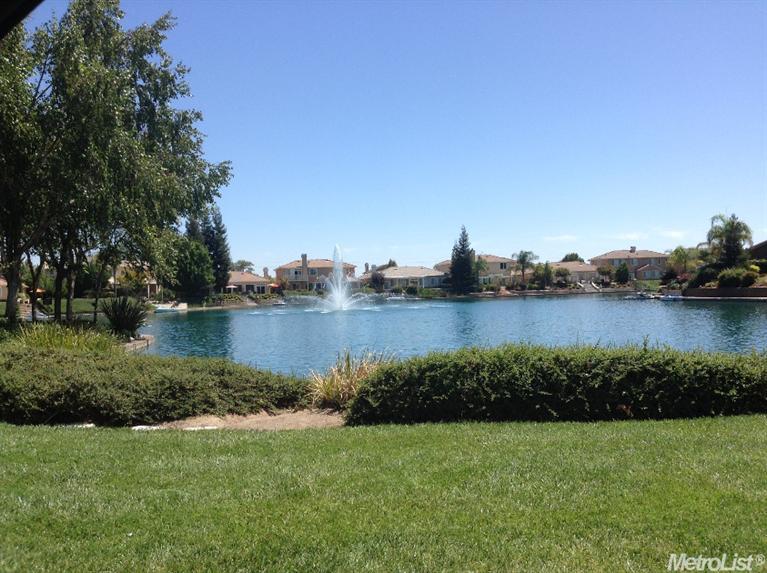 3308 Edgeview Dr, Modesto, CA 95355 photo 3