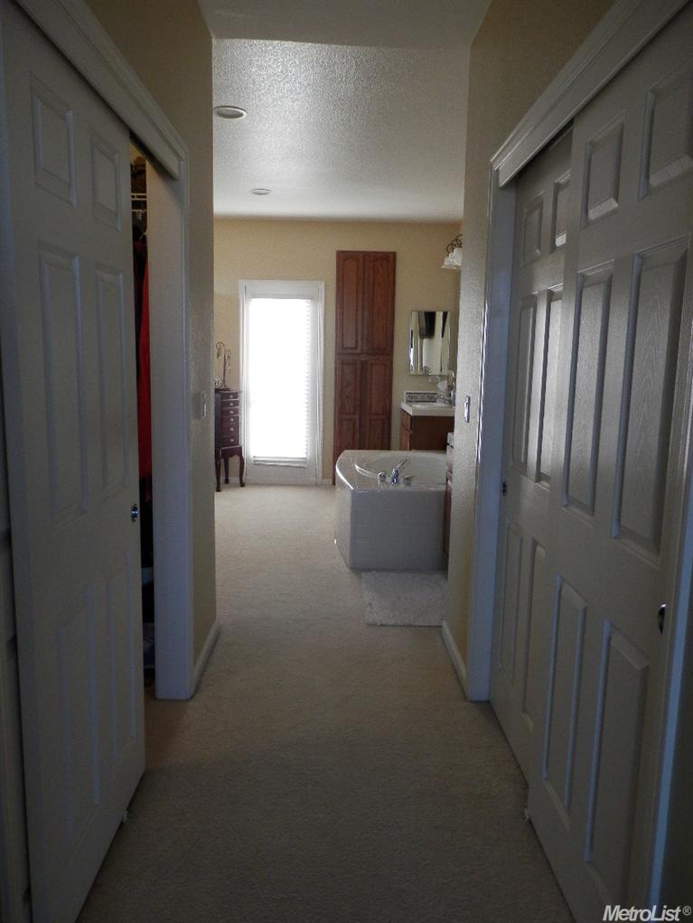 3308 Edgeview Dr, Modesto, CA 95355 photo 18