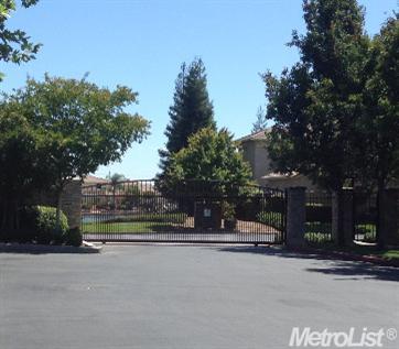 3308 Edgeview Dr, Modesto, CA 95355 photo 2