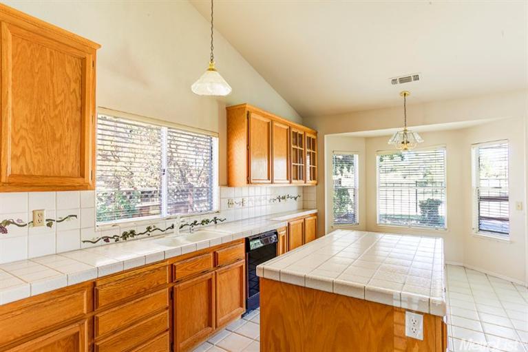 2304 Eagle Ct, Rocklin, CA 95677 photo 6