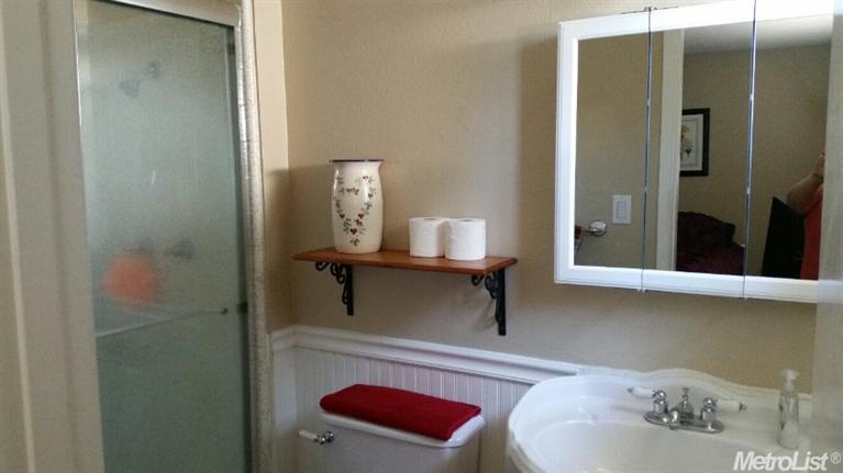 685 Carson Ave, Manteca, CA 95337 photo 9