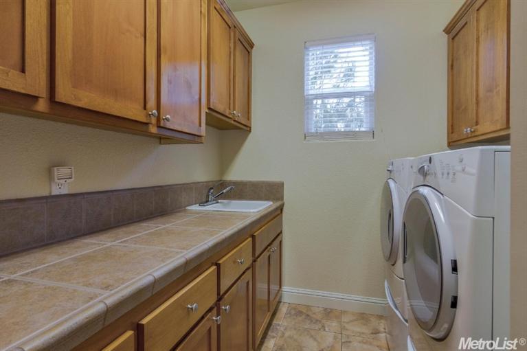 3621 Mono Pl, Davis, CA 95618 photo 20