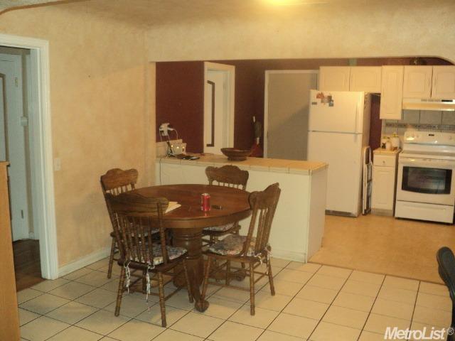 1605 Miller Ave, Modesto, CA 95350 photo 4