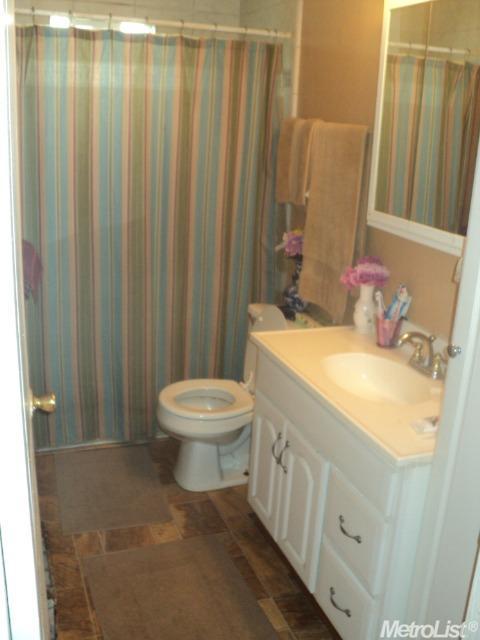 1605 Miller Ave, Modesto, CA 95350 photo 9