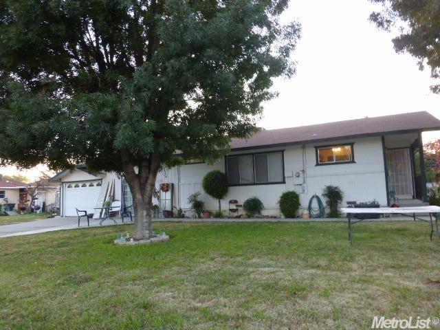 635 Elm Ave, Gustine, CA 95322 photo 2