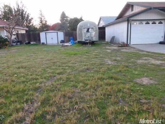 635 Elm Ave, Gustine, CA 95322 photo 3