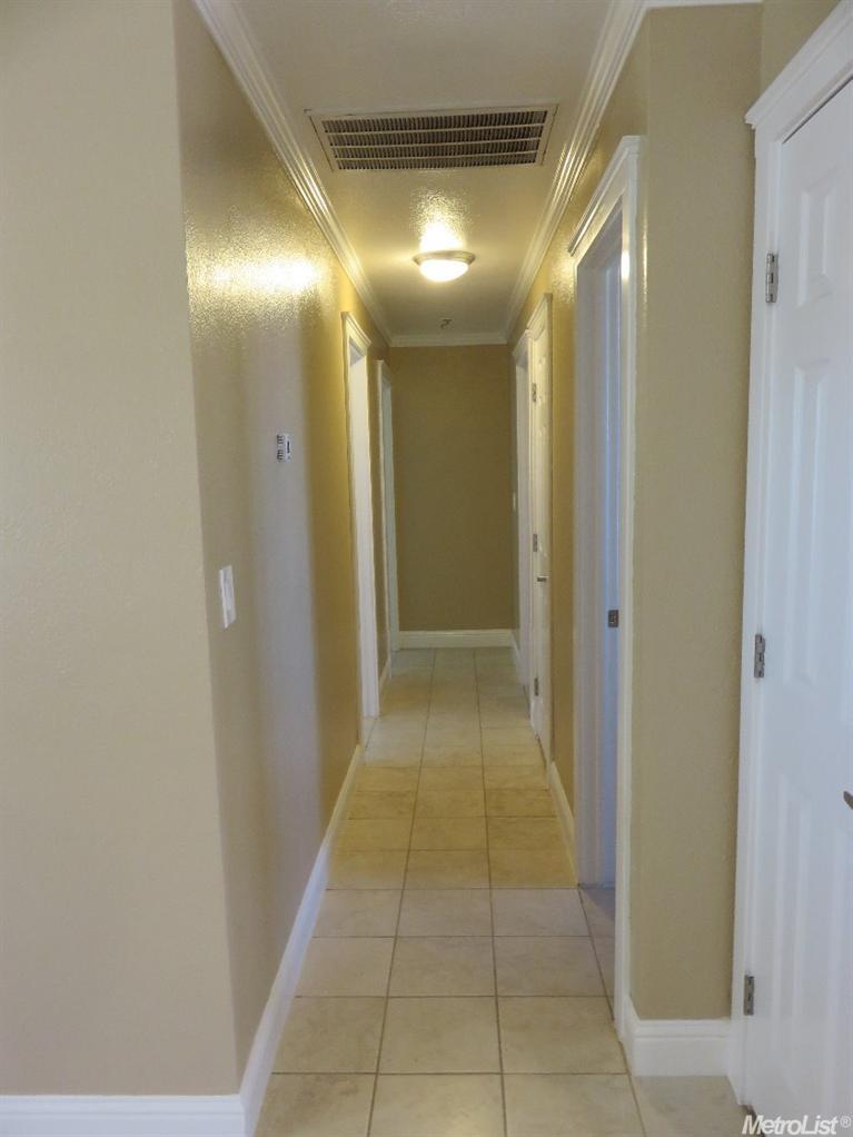 629 Cameron Way, Modesto, CA 95357 photo 8