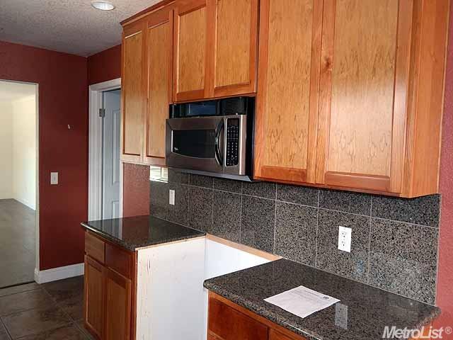 102 Bodem St, Modesto, CA 95350 photo 4