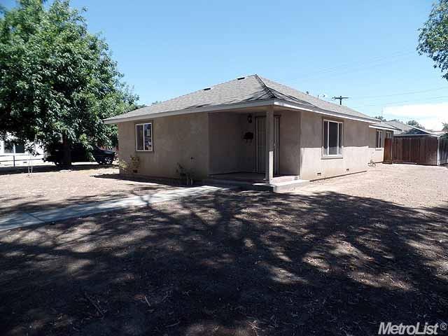 102 Bodem St, Modesto, CA 95350 photo 1
