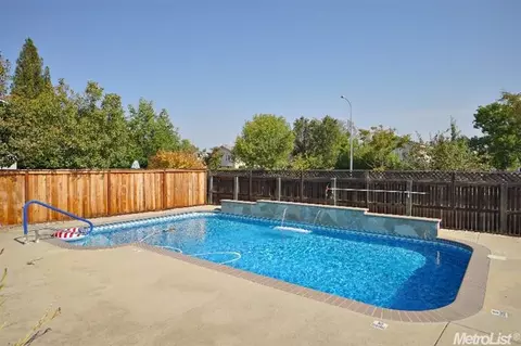 2108 Whistler Ct, Davis, CA 95618 photo 2