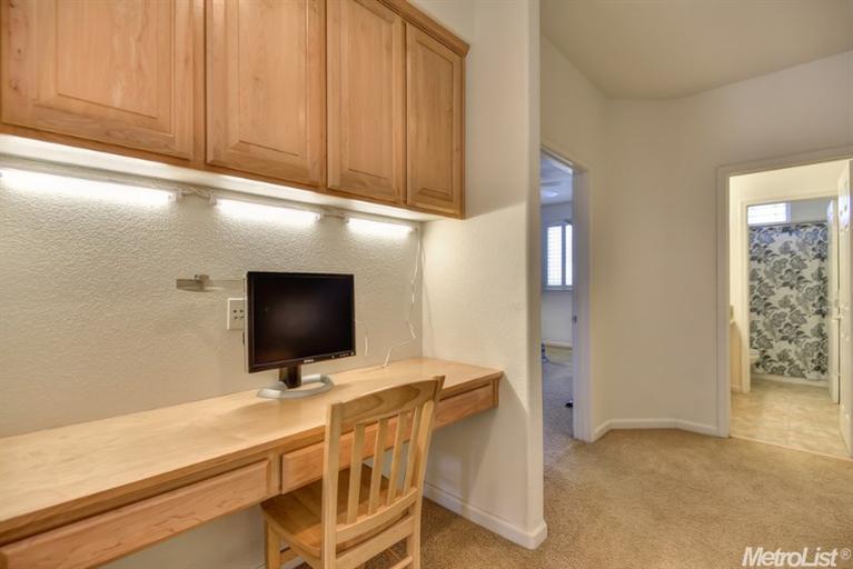 965 Cameron Dr, Folsom, CA 95630 photo 15