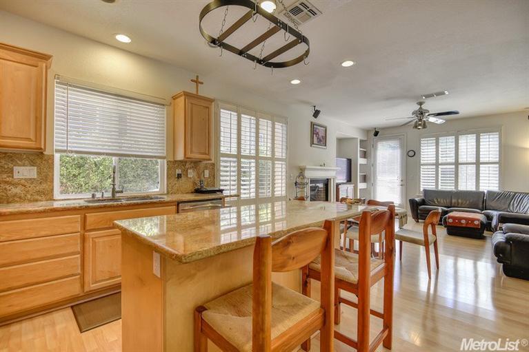 965 Cameron Dr, Folsom, CA 95630 photo 6