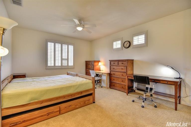 965 Cameron Dr, Folsom, CA 95630 photo 19