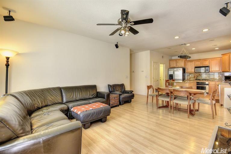 965 Cameron Dr, Folsom, CA 95630 photo 7