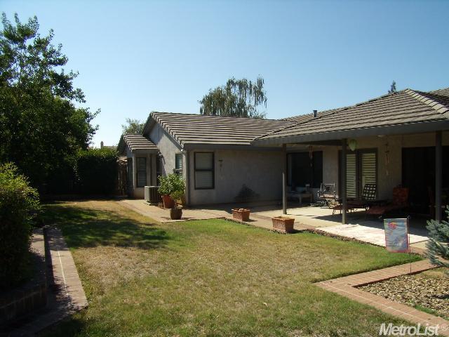 762 Corvey Cir, Galt, CA 95632 photo 17