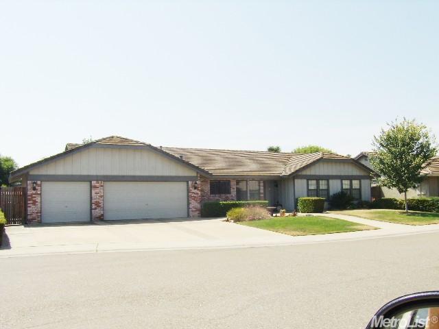 762 Corvey Cir, Galt, CA 95632 photo 1