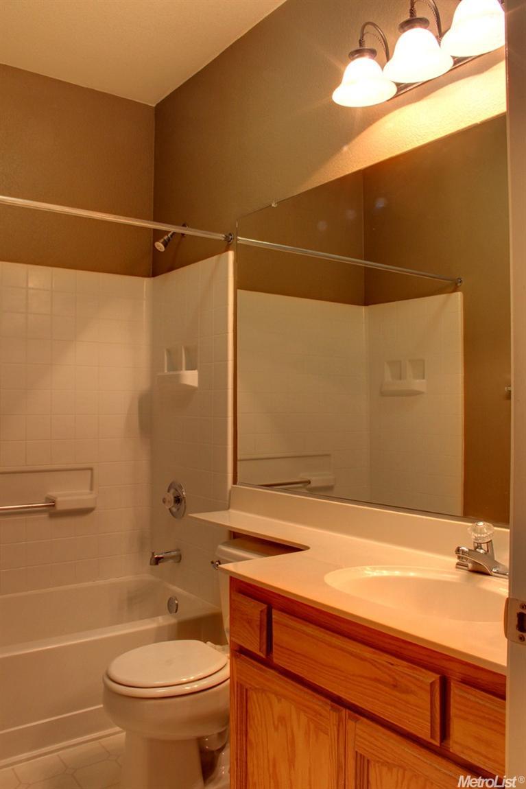 237 Buffet Ct, Folsom, CA 95630 photo 3
