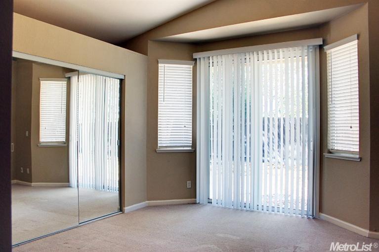 237 Buffet Ct, Folsom, CA 95630 photo 9