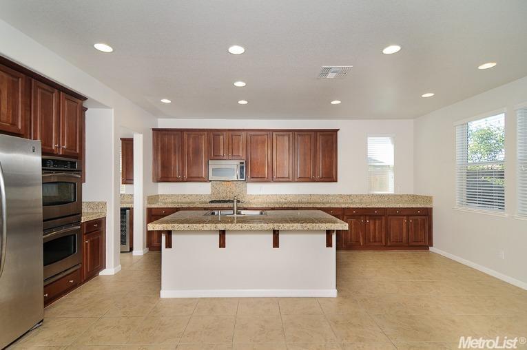966 Campfire Cir, Rocklin, CA 95765 photo 4