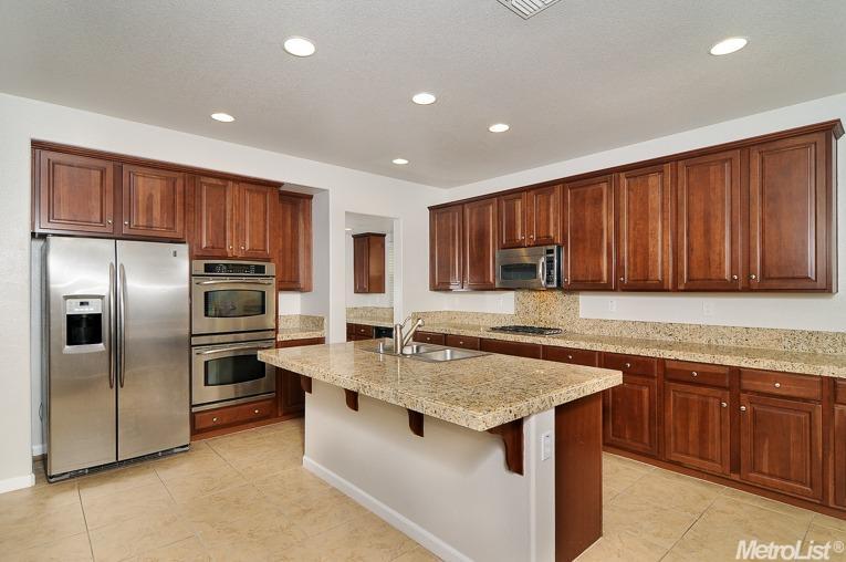 966 Campfire Cir, Rocklin, CA 95765 photo 3