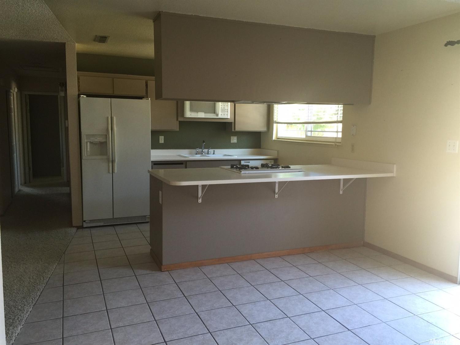 1629 Galvez Ave, Modesto, CA 95355 photo 4