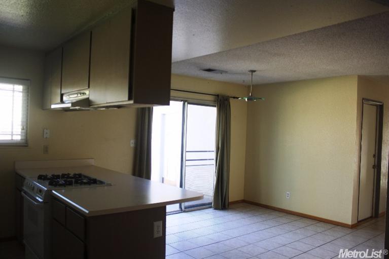 1629 Galvez Ave, Modesto, CA 95355 photo 2
