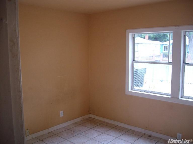 417 Oak, Modesto, CA 95351 photo 6